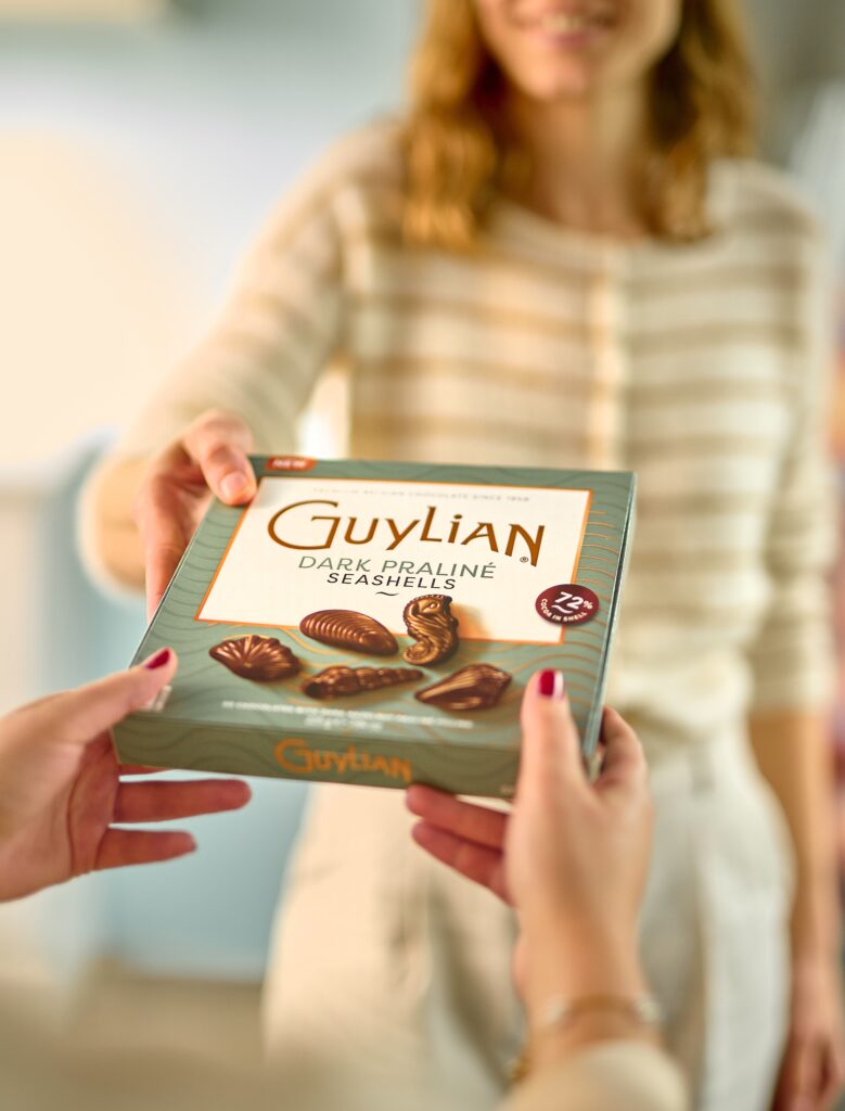 GUYLIAN GIVING SHARING 10 (1)